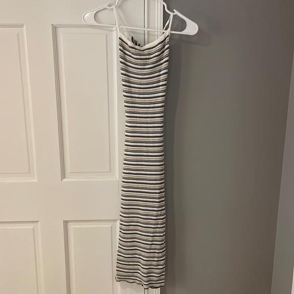 Abercrombie Midi Dress - Picture 3 of 6